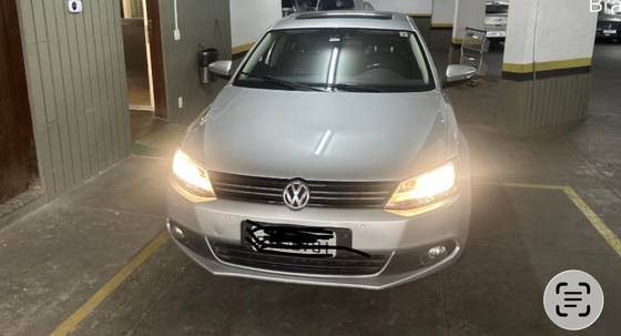 VOLKSWAGEN JETTA 2.0 TSI HIGHLINE 211CV GASOLINA 4P TIPTRONIC